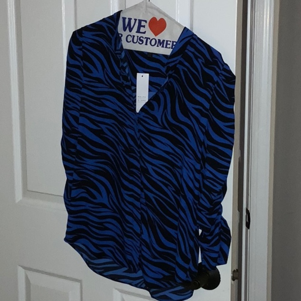 WHBM NWT blue zebra striped ruched sleeve soft blouse